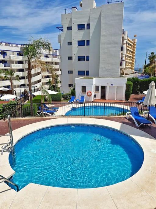 Acogedor Piso Con Terraza Y Parking! Apartment Benalmádena Exterior foto