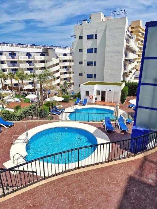 Acogedor Piso Con Terraza Y Parking! Apartment Benalmádena Exterior foto