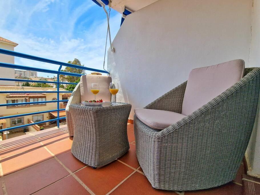 Acogedor Piso Con Terraza Y Parking! Apartment Benalmádena Exterior foto